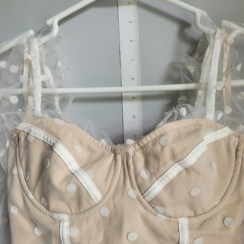 Away Beige Polka Dot Top - Picture 2 of 8